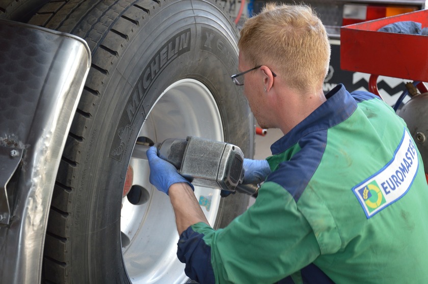 Spedizione gomme e cerchi